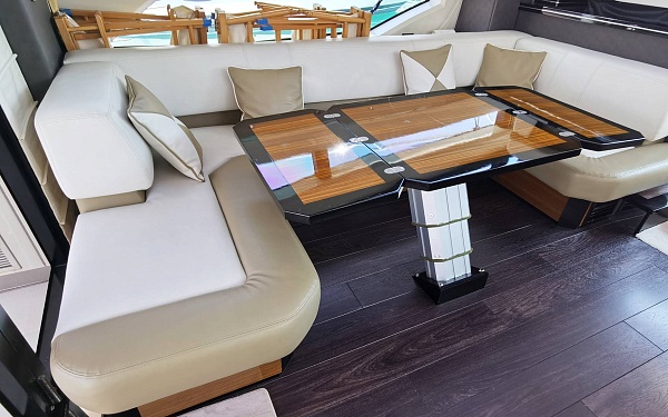 Аренда моторной яхты Marquis 500 Sport Coupe Harmony на Пхукете